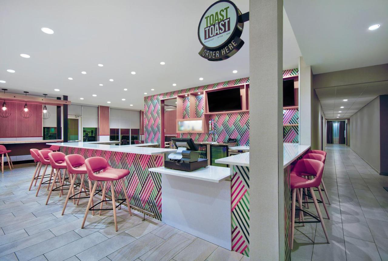 Holiday Inn - Erie By Ihg ภายนอก รูปภาพ